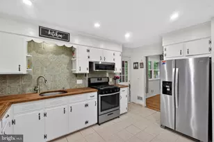 14 Cooper Run Dr, Cherry Hill, NJ 08003 - Photo 19
