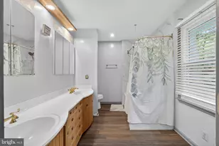 14 Cooper Run Dr, Cherry Hill, NJ 08003 - Photo 37