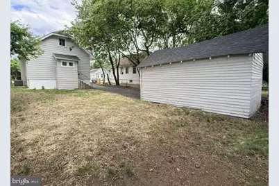8325 Stow Road, Pennsauken, NJ 08110 - Photo 17