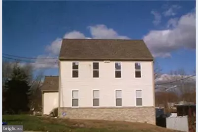 35 W Lakeview Avenue, Oaklyn, NJ 08107 - Photo 1