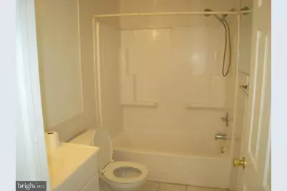 37 W Lakeview Avenue, Oaklyn, NJ 08107 - Photo 9