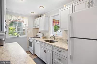300 W 3rd Avenue, Barrington, NJ 08007 - Photo 13