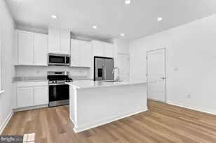 17 Handbell Ln, Sicklerville, NJ 08081 - Photo 1