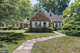 421 W Elma Ave, Laurel Springs, NJ 08021 - Photo 1
