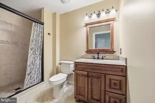 902 Tanglewood Dr, Sicklerville, NJ 08081 - Photo 27