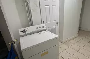 1056 Everett St, Camden, NJ 08104 - Photo 11