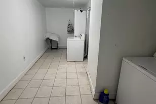 1056 Everett St, Camden, NJ 08104 - Photo 13