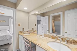 28 Regan Ln, Voorhees, NJ 08043 - Photo 37