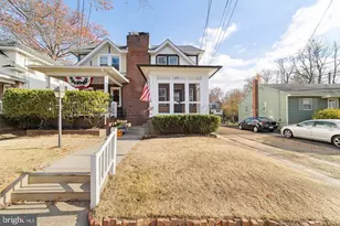 16 W Palmer Ave, Collingswood, NJ 08108 - Photo 1