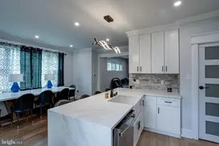16 W Palmer Ave, Collingswood, NJ 08108 - Photo 11