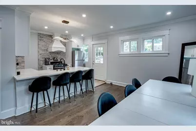 16 W Palmer Ave, Collingswood, NJ 08108 - Photo 9