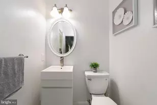 606 Eastwood Dr, Gloucester Township, NJ 08029 - Photo 17