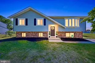 10 Windy Dr, Gloucester Township, NJ 08012 - Photo 1