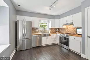 11 Windingbrook Ct, Waterford Township, NJ 08004 - Photo 1