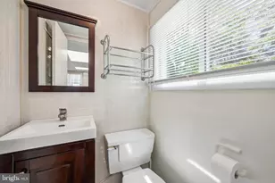 109 Long Ln, Voorhees, NJ 08043 - Photo 17