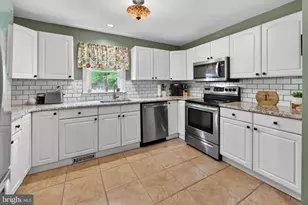 241 Van Horn Ave, Clementon, NJ 08021 - Photo 9