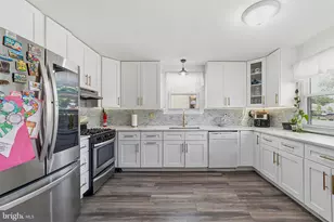 1348 Thompson Ave, Gloucester City, NJ 08030 - Photo 7