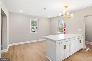 212 New Broadway, Brooklawn, NJ 08030 - Photo 7
