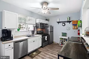 725 Hunter St, Gloucester City, NJ 08030 - Photo 9