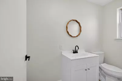 930 Lois Avenue, Camden, NJ 08105 - Photo 13