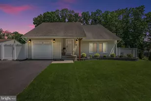 10 Edgeview Ln, Sicklerville, NJ 08081 - Photo 1