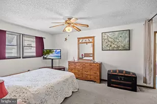 131 Walnut Ave, Bellmawr, NJ 08031 - Photo 15