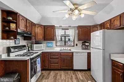 131 Walnut Avenue, Bellmawr, NJ 08031 - Photo 9
