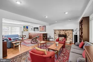1024 Bobwhite Dr, Cherry Hill, NJ 08003 - Photo 9