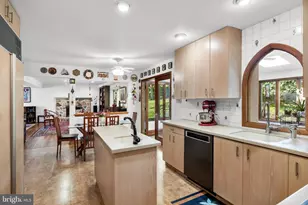 1024 Bobwhite Dr, Cherry Hill, NJ 08003 - Photo 15