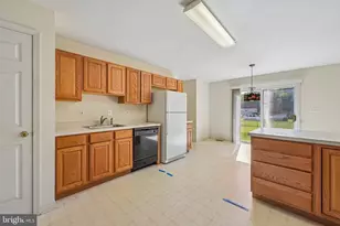 64 Peters Ln, Gloucester Township, NJ 08012 - Photo 9
