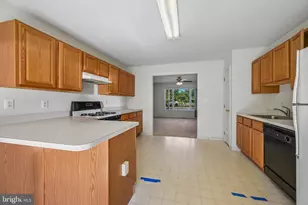 64 Peters Ln, Gloucester Township, NJ 08012 - Photo 11