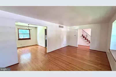 1104 Hudson Avenue, Voorhees, NJ 08043 - Photo 9