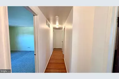 1104 Hudson Avenue, Voorhees, NJ 08043 - Photo 17