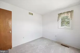 202 Petitt Ave, Cherry Hill, NJ 08002 - Photo 31