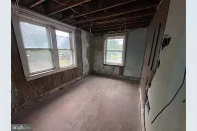 2279 Hollinshed Avenue, Pennsauken, NJ 08110 - Photo 15