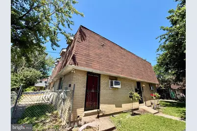 811 Lansdowne Avenue, Camden, NJ 08104 - Photo 1