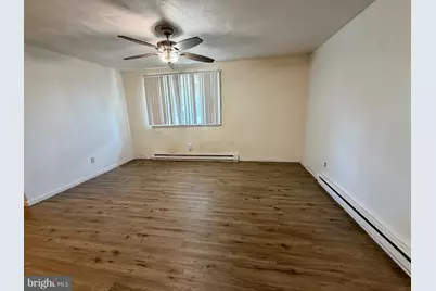 811 Lansdowne Avenue, Camden, NJ 08104 - Photo 7