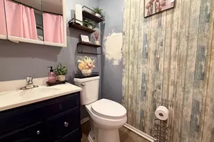 811 Lansdowne Ave, Camden, NJ 08104 - Photo 9