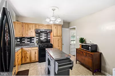 121 Dobbs Avenue, Bellmawr, NJ 08031 - Photo 9