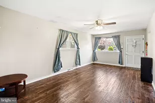 121 Dobbs Ave, Bellmawr, NJ 08031 - Photo 7