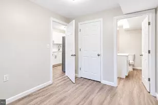 1124 Lake Shore, Camden, NJ 08104 - Photo 9
