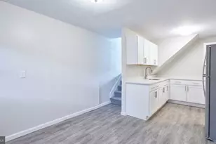 1124 Lake Shore, Camden, NJ 08104 - Photo 11