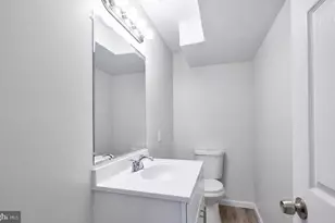 1124 Lake Shore, Camden, NJ 08104 - Photo 13