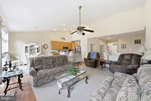 204 Hearthstone Dr, Berlin, NJ 08009 - Photo 9