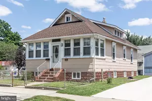 901 Powell St, Gloucester City, NJ 08030 - Photo 1