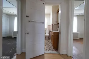 901 Powell St, Gloucester City, NJ 08030 - Photo 17