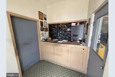39 S Broadway, Gloucester City, NJ 08030 - Photo 9