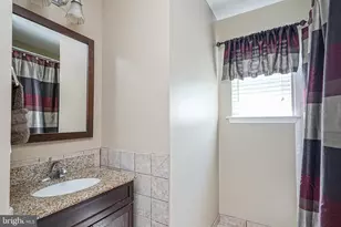 63 Larkspur Cir, Sicklerville, NJ 08081 - Photo 35