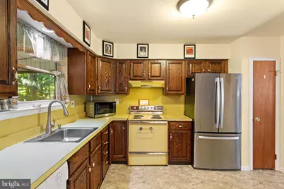 227 Chestnut Avenue, Lindenwold, NJ 08021 - Photo 9