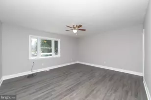 1553 Wildwood Ave, Camden, NJ 08103 - Photo 11